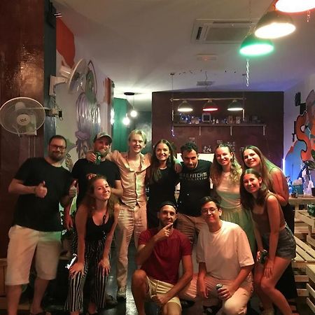 H2 Worldpackers , The Social Hotel コタキナバル エクステリア 写真