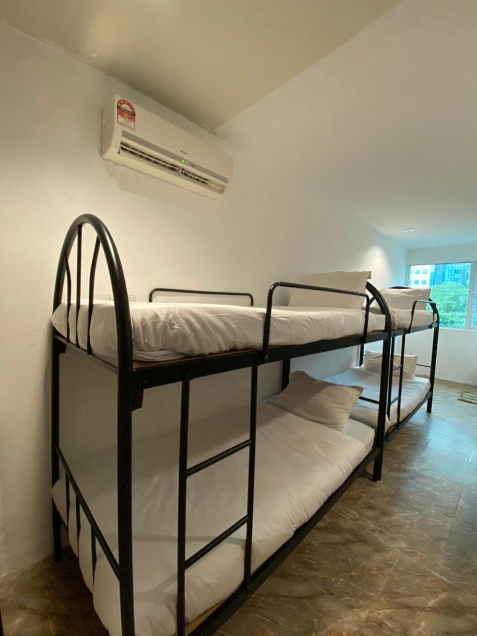 H2 Worldpackers , The Social Hotel コタキナバル エクステリア 写真