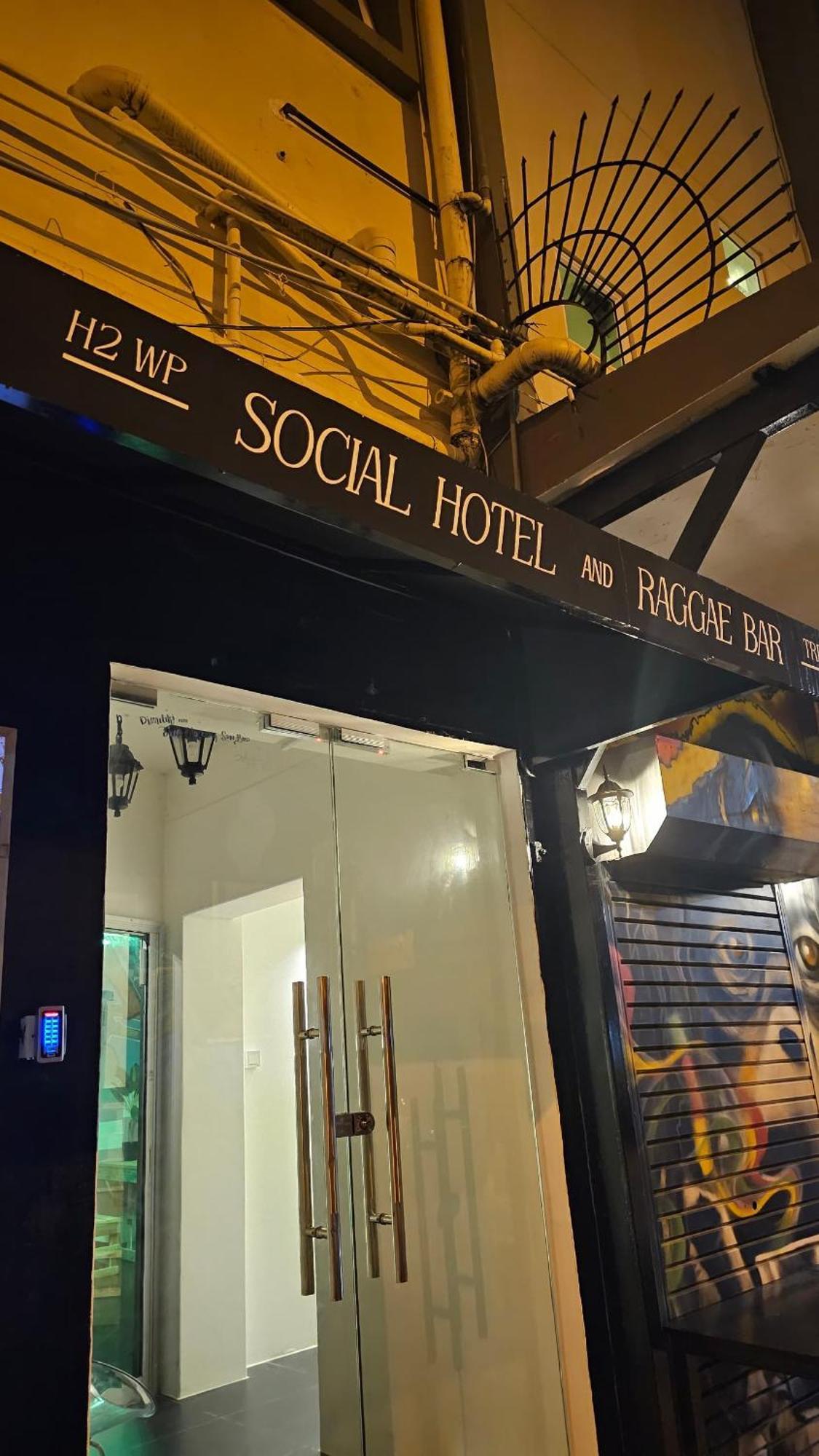 H2 Worldpackers , The Social Hotel コタキナバル エクステリア 写真